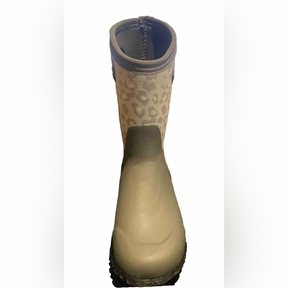 BOGS unisex Youth Classic High Waterproof Insulated Rubber Rain Boot size 4